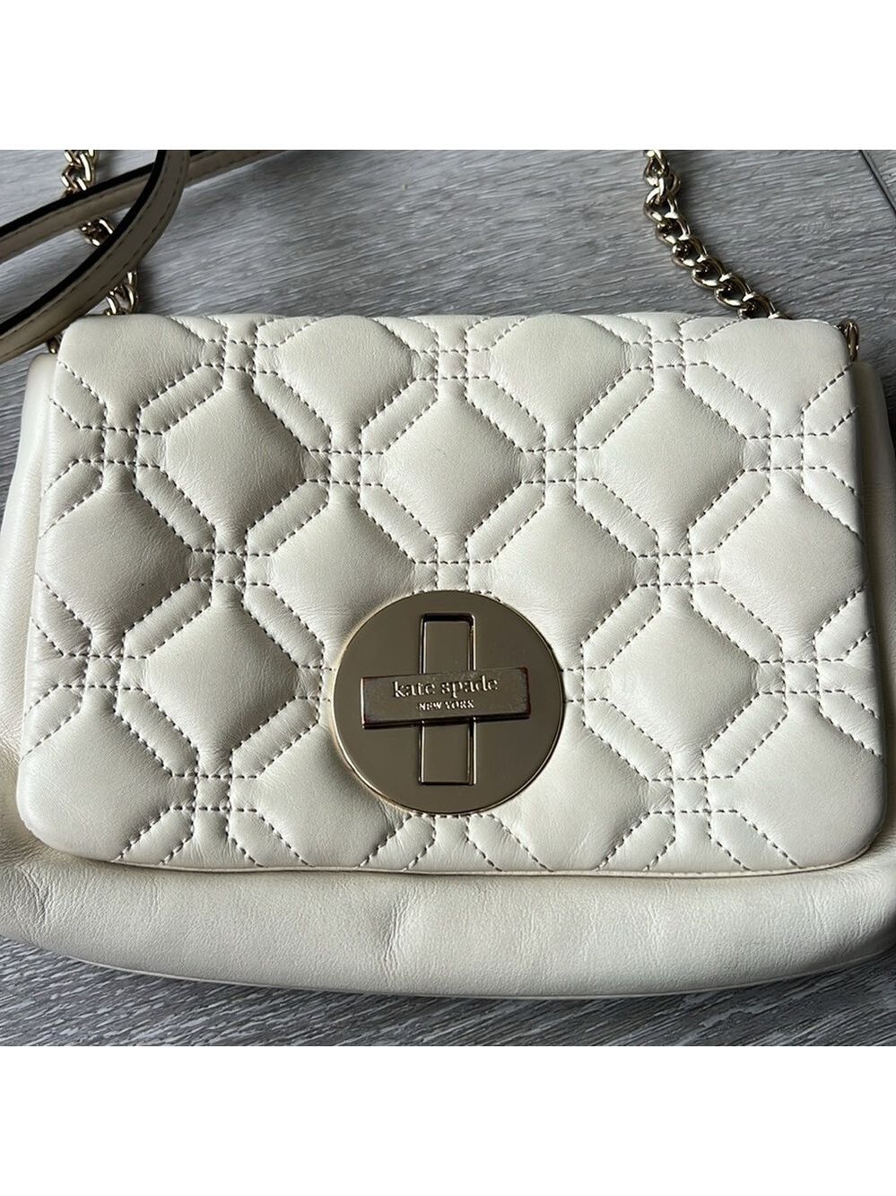 Kate Spade Astor Court Naomi Quilted Cream Crossbody chain strap Bag - Picture 4 of 12